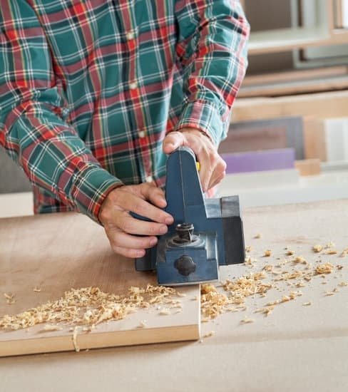 Do It Yourself Woodworking Kitchen Shelf
