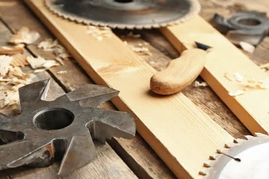 How To Use Woodworking Tools