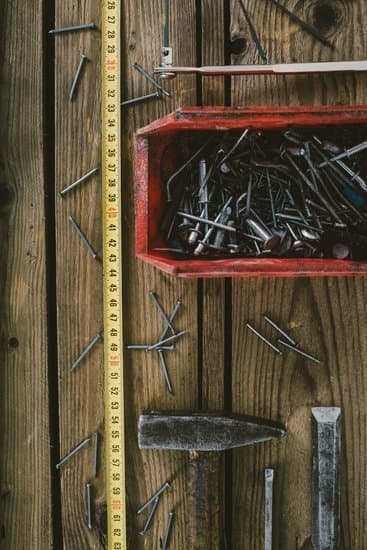 Standard Woodworking Tools