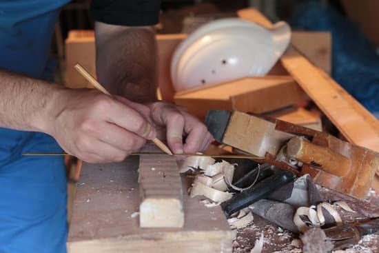 Tools Needed In A Woodworking Shop