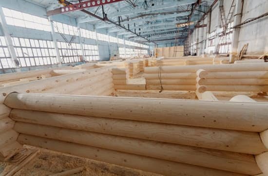 How Tall Should a Woodworking Bench Be 1 Optimal height for a woodworking bench, guideline on how tall a woodworking bench should be