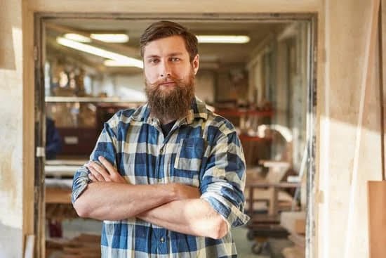 How Is Quartz Used in Woodworking 1 Using Quartz in Woodworking: Enhancing Durability and Precision through Quartz-Infused Tools