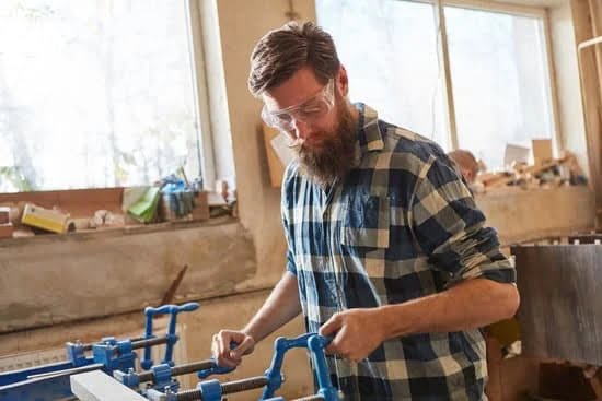 How to Start Woodworking on a Budget 1 Step-by-step guide on how to begin woodworking on a tight budget