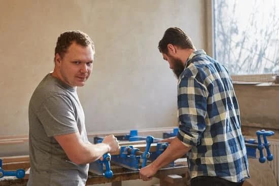 What Is Old School Woodworking Called 1 Old School Woodworking, also known as Traditional Woodworking, involves hand tools and traditional techniques