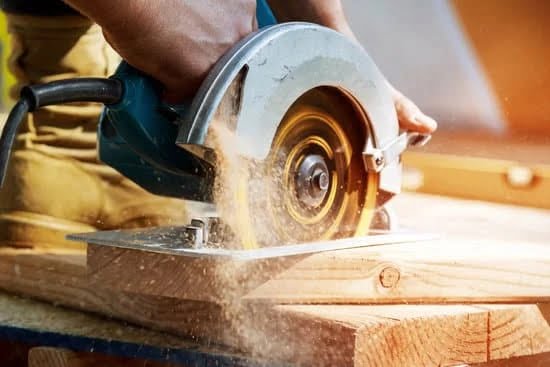 What Size Woodworking Router Do I Need 1 A guide on selecting the appropriate woodworking router size for your needs
