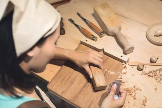 What Is You Titile if You Work for Woodworkings 1 My professional title in Woodworkings is..