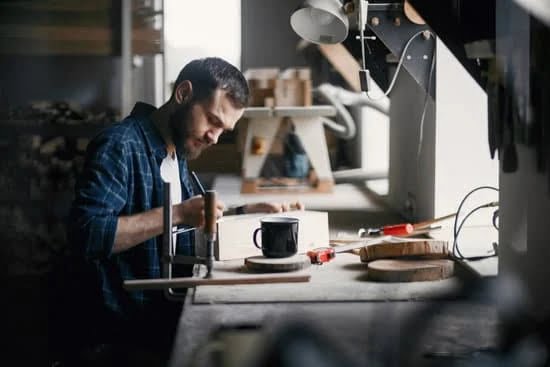 Exquisite handmade wooden furniture at Dillons Woodworks - bringing craftsmanship to life