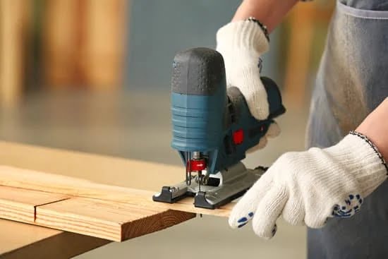 What Are the Best Clamps for Woodworking 1 Discover top woodworking clamps ranked by experts – the best tools for your projects!