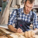 Step-by-step tutorial on how to effectively use a digital angle finder in woodworking projects