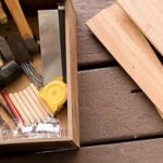 Step-by-step tutorial on using a woodworking bench in Sims FreePlay for crafting exquisite wooden items