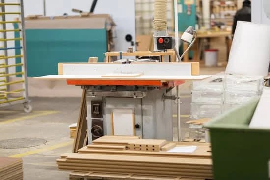 What Is a Band Saw Used for in Woodworking 1 A band saw is a versatile woodworking tool used for curved cutting and resawing lumber