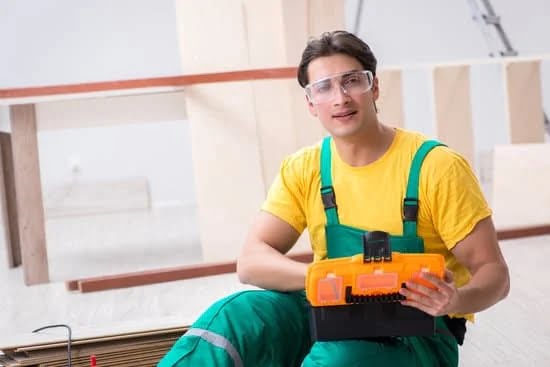 Step-by-step guide on how to learn to woodwork NYC in just a few sessions!