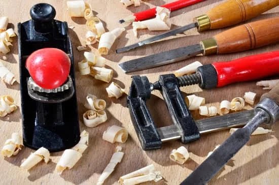 Discover prime sources for salvaged old house woodwork in St. Louis - your ultimate guide!