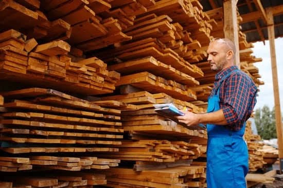 How Much Do Woodworking Project Managers Make 1 How much do woodworking project managers make? Learn about their salary and earnings here