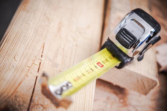Step-by-step guide on how to become an exceptional woodworker with practical tips and techniques