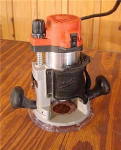 What Is a Square in Woodworking 1 Illustration of a square tool commonly used in woodworking for measuring and marking right angles