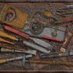 How to make a sturdy wooden woodworking vise for your workshop. Step-by-step guide included