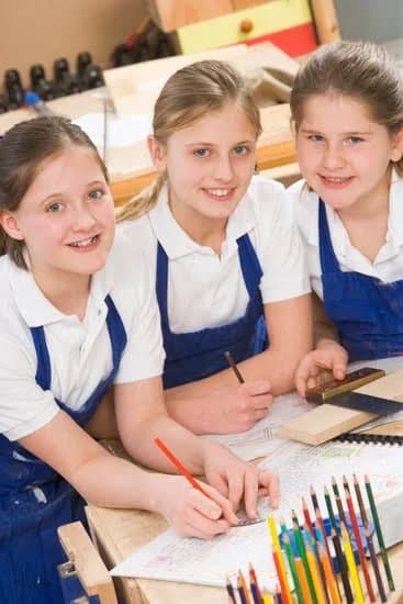 What Woodworking Equipment Can Be Used for Metal 1 Versatile woodworking equipment can shape metal, such as lathes and bandsaws