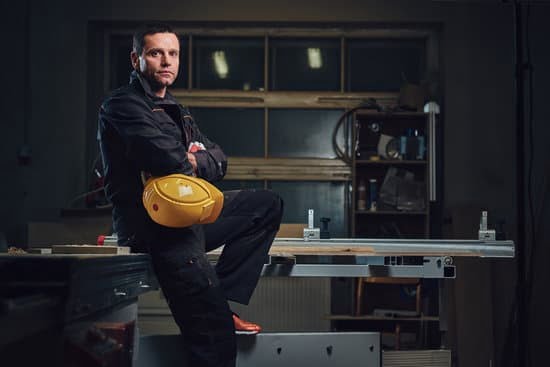 Who Is the Us Largest Supplier of Woodworking Equipment 1 US-based company XYZ proudly stands as the largest supplier of woodworking equipment in the country