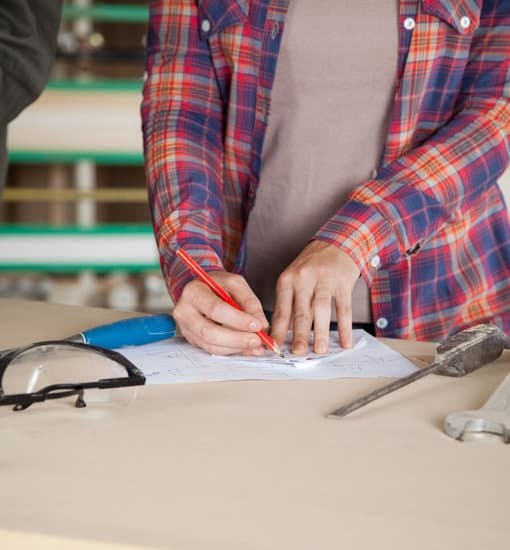 How to Make Straight Edge With Clamp for Woodworking 1 Step-by-step guide: Creating straight edge with clamp for woodworking