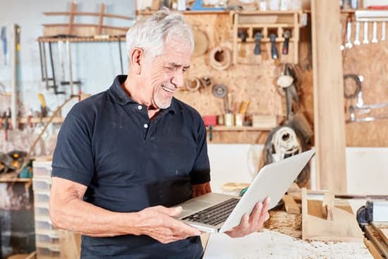 Do It Yourself Woodworking 1 DIY Woodworking - Transforming Old Furniture into New Masterpieces