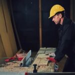 How to Plumb Woodworking - Step-by-step guide on how to plumb woodworking projects for beginners