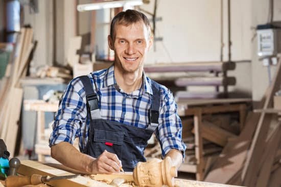 Where Is Britains Best Woodworker Filmed 1 WHERE IS BRITAIN'S BEST WOODWORKER FILMED: Capturing the Master Craftsmen at Work in the UK