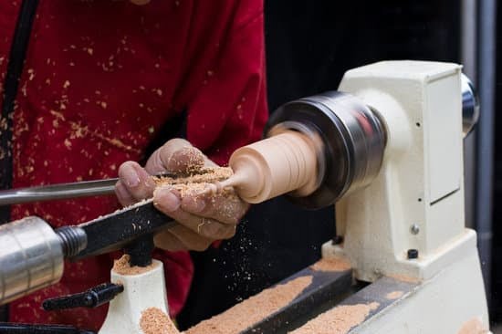 How Dangerous Is Sawdust to Woodworkers 1 Understanding the risk: How Dangerous is Sawdust to Woodworkers