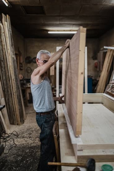 what does a woodworking workshop need