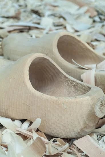 Woodworking Tool Table 5 Woodworking tool table with saw, drill, and clamps