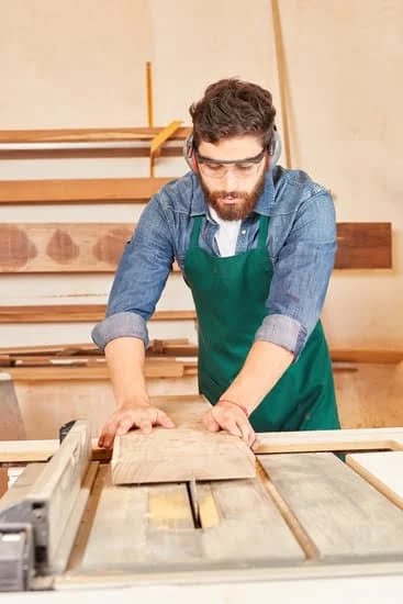 How to Scribe Woodworking 1 How to Scribe Woodworking: A Practical Guide