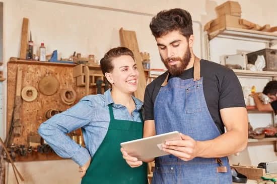 Custom Woodworking Logos 1 Custom Woodworking Logos: Handcrafted designs, unique materials, personalized for your brand