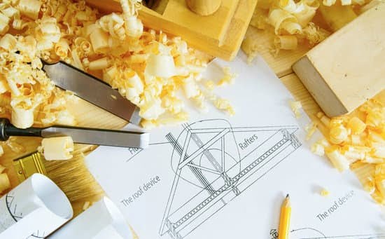 What Is a Good Selection of Tools for Beginner Woodworking 1 Essential tools for beginner woodworking: What is a good selection of tools for beginner woodworking