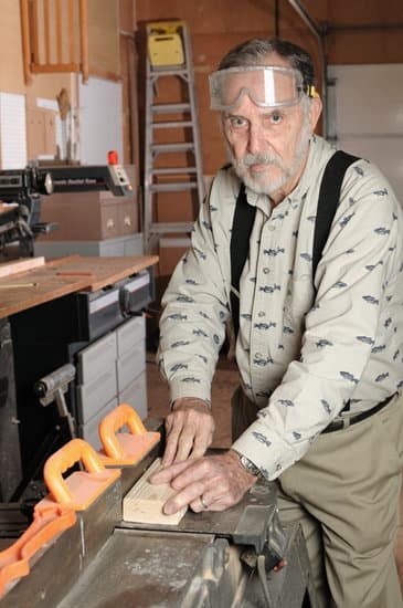 How Much Do Woodworkers Make in California: Salary Insights and Trends