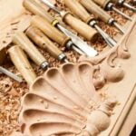 What Color Oflaminate Flooring With Dark Woodwork What color laminate flooring with dark woodwork: Honey blonde oak for light contrast