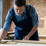 How to Make a Bird Feeder Woodworking Step-by-step guide for crafting a wooden bird feeder