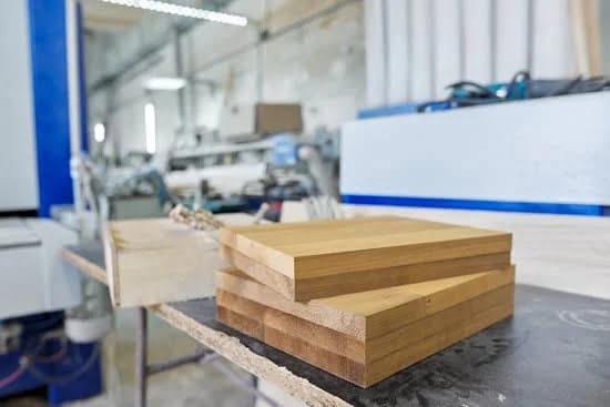 How to Use a Woodworkers Glue Bot 1 step-by-step guide for efficient adhesive application