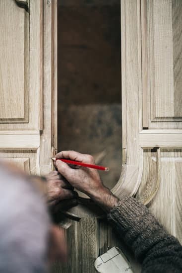 Do You Need a Jointer for Woodworking 1 essential tool for smooth, precise cuts and joining. Shop for your jointer today