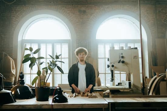 How to Use a Digital Height Gauge Woodworking 1 Step-by-step guide on how to use a digital height gauge for woodworking projects