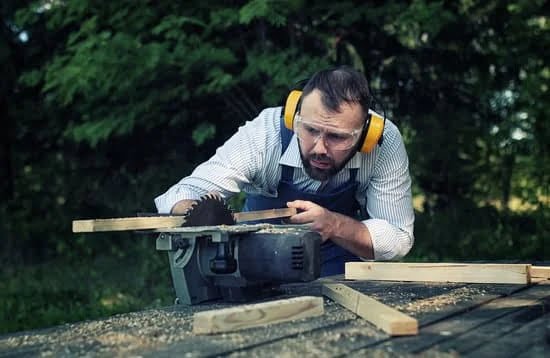 How to Measure for Woodworking Projects 1 Step-by-step guide on how to measure for woodworking projects