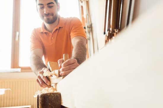 How to Learn to Do Woodworking 1 How to learn to do woodworking - step by step guide for beginners