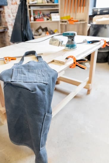 Jay Bates Woodworking 1 Master craftsman Jay Bates showcases his woodworking projects from start to finish