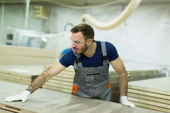 Should Woodwork and Fireplace Surround Match 1 Matching woodwork and fireplace surround enhances cohesion and style in the room